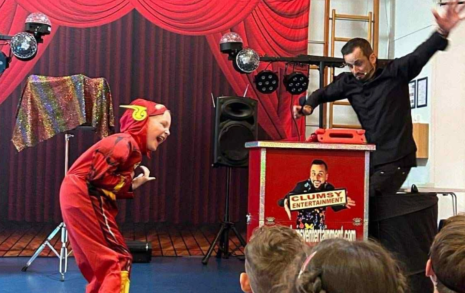 Superhero comedy magic show for children's birthday parties in Hampshire, Sussex and Surrey